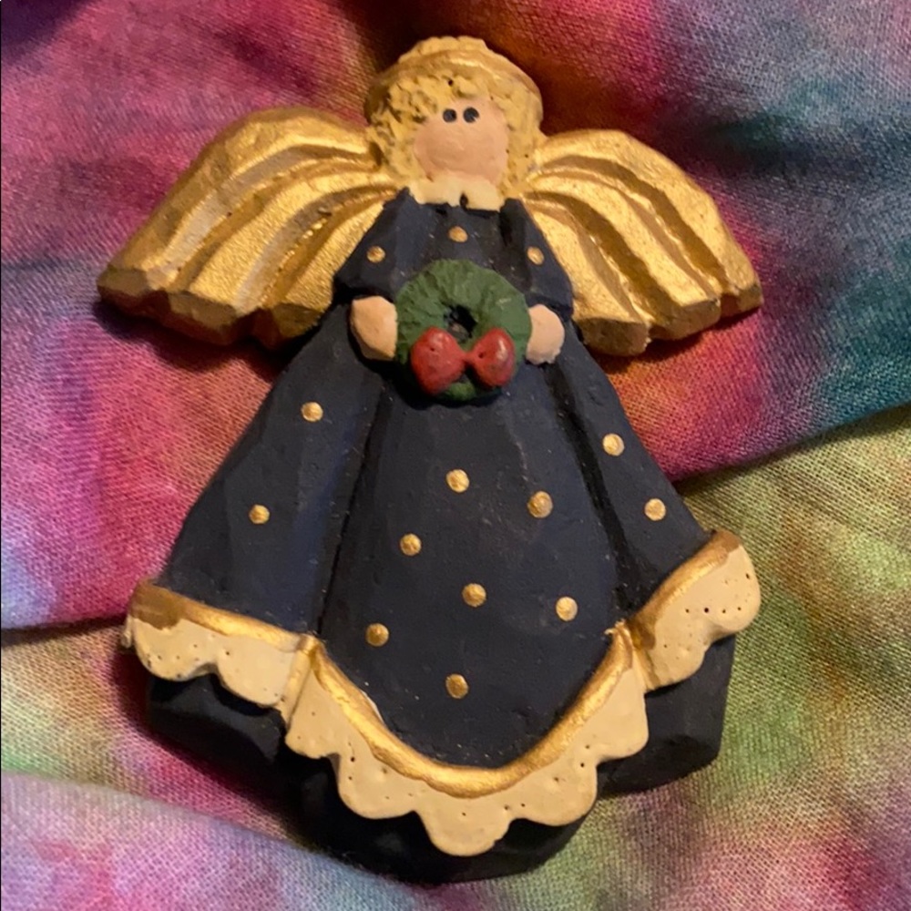 WOODEN HAND PAINTED ANGEL PIN